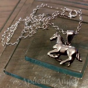 Sterling .925 Horse Pendant w/16" sterling Chain